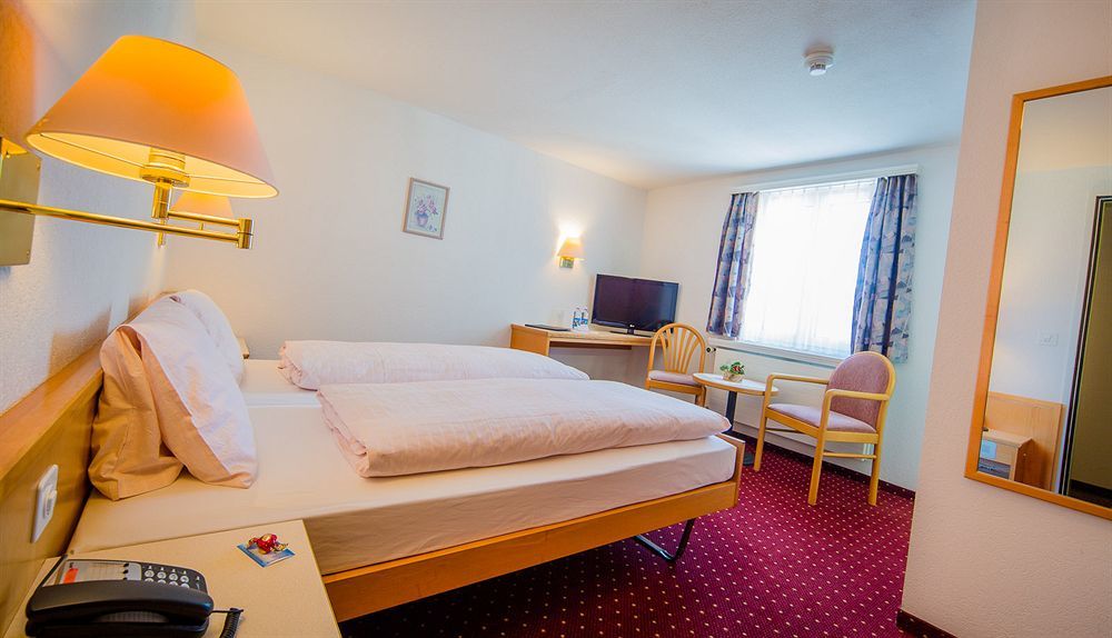 Hotel Heilquelle-Leukerbad-Therme Εξωτερικό φωτογραφία